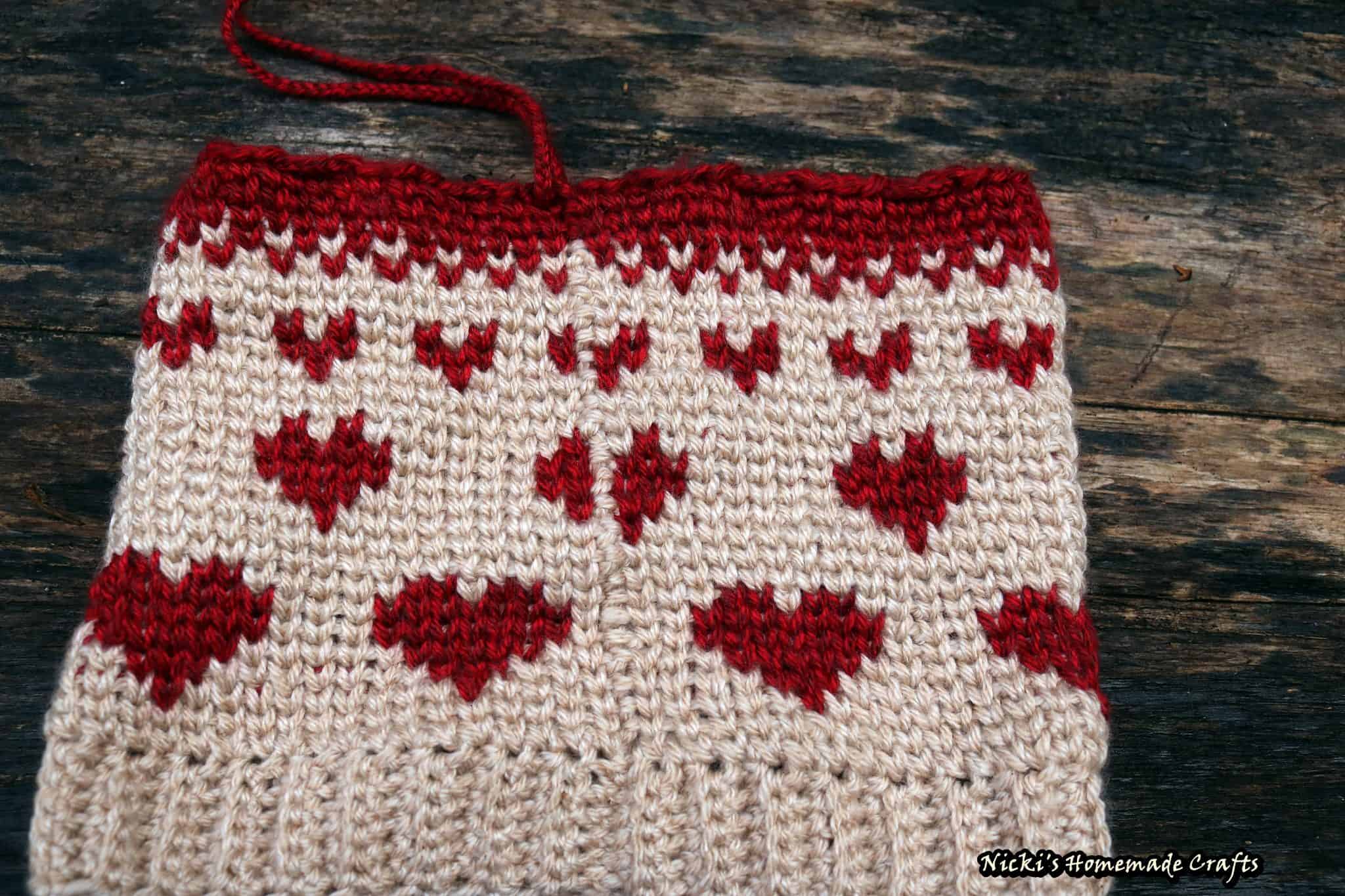 Love Is In The Air Crochet Heart Beanie - Free Pattern - Nicki's ...