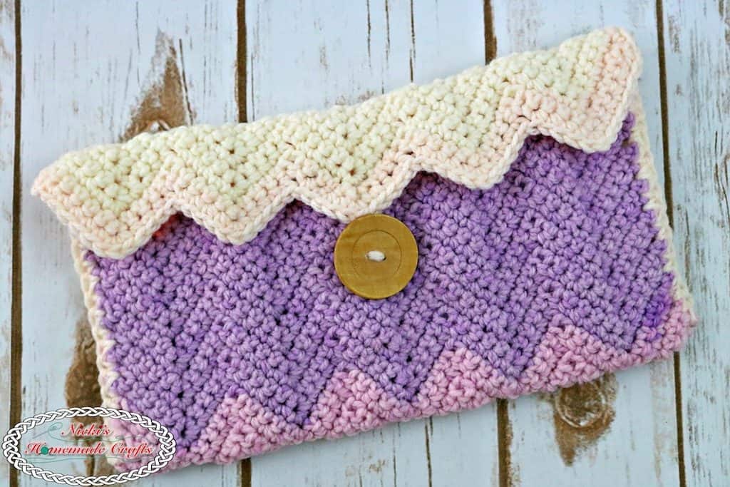 How To Make A Clutch Purse - Tutorial With a Free Pattern