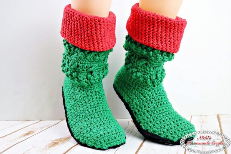 How to Crochet Cute Christmas Santa & Elf Booties Easily