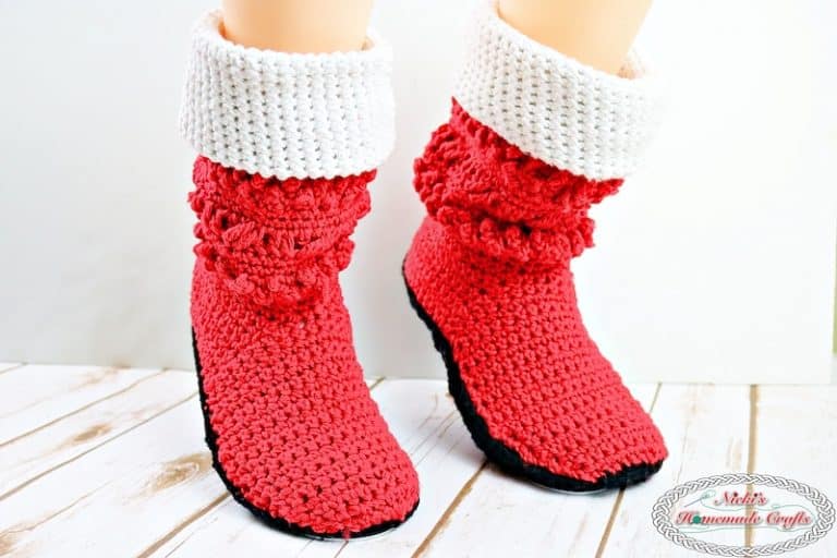 How to Crochet Cute Christmas Santa & Elf Booties Easily