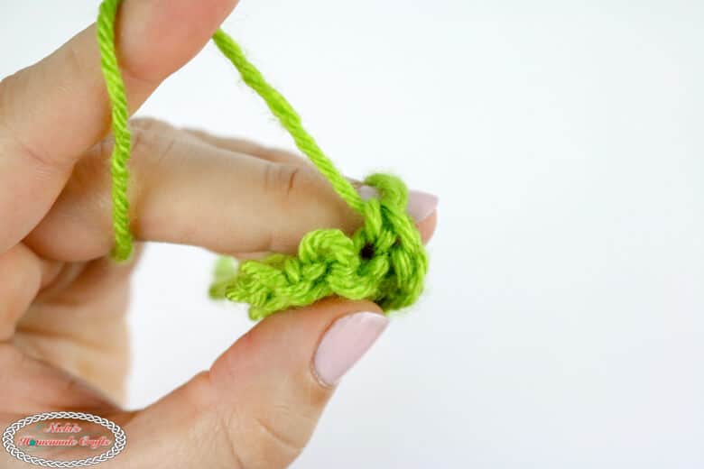 How to connect tube yarn without sewing in crocheting