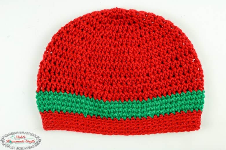 Christmas Gift Beanie Free Crochet Pattern for all Sizes