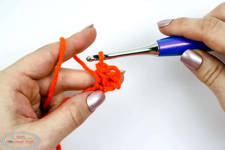 How to Crochet the LINKED SINGLE CROCHET Photo & Video Tutorial