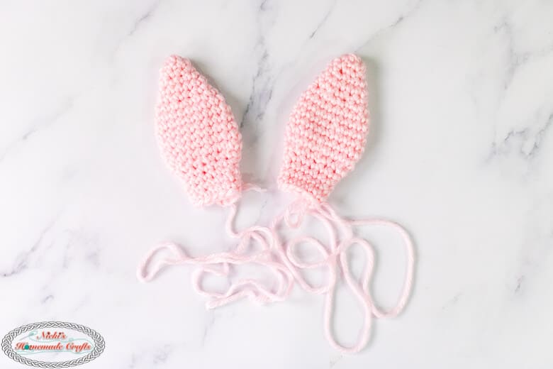 How to Crochet a Bunny Tissue Box Cover Easily - Free Pattern - Nicki's ...