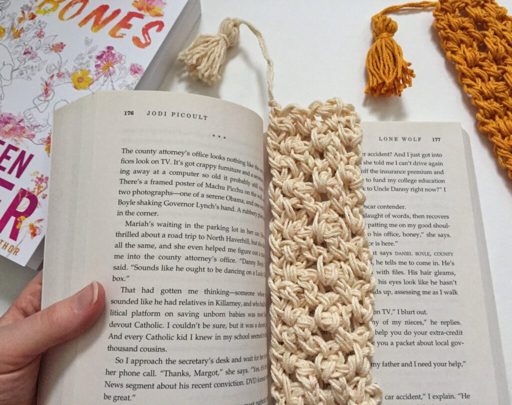 20 Amazing Free Crochet Teachers' Gifts - Nicki's Homemade Crafts