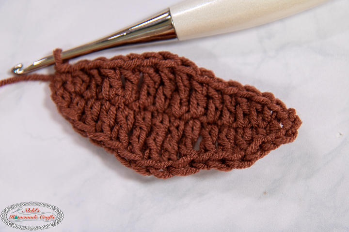 Free Crochet Fall Leaf Pattern Tutorial - Nicki's Homemade Crafts