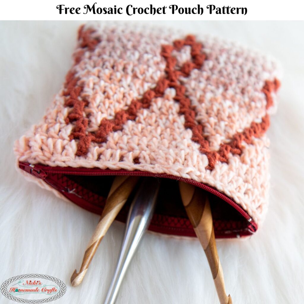 Free Crochet Pattern and Tutorial for Zippered Pouches — Megmade