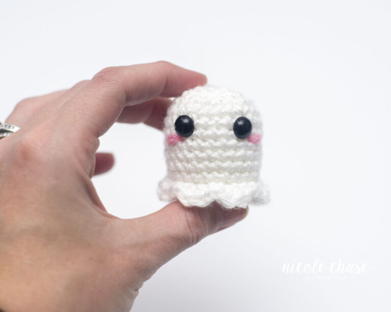 10 Quick and Easy Free Crochet Ghost Patterns - Nicki's Homemade Crafts