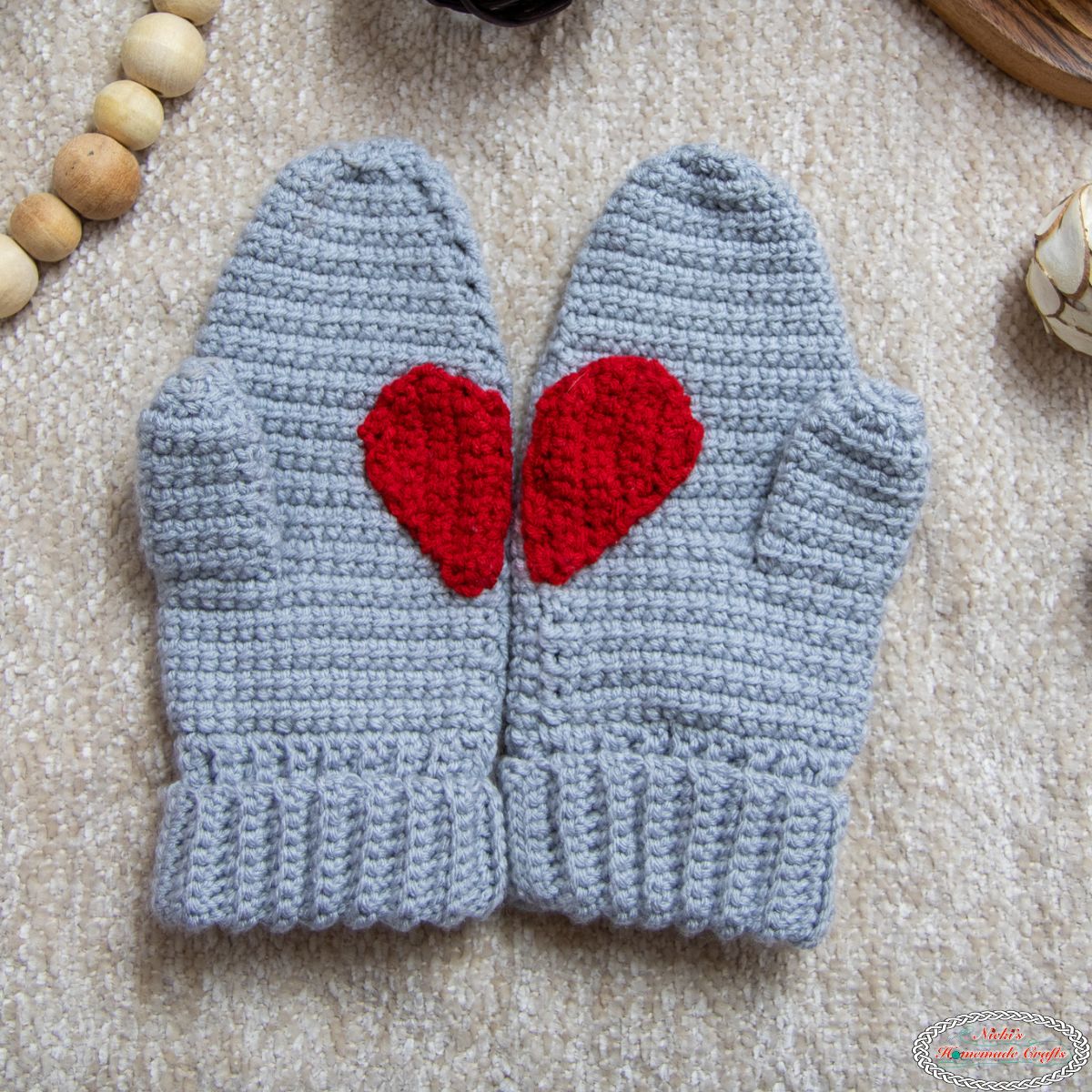 10 Stylish Free Crochet Gloves Patterns - Nicki's Homemade Crafts